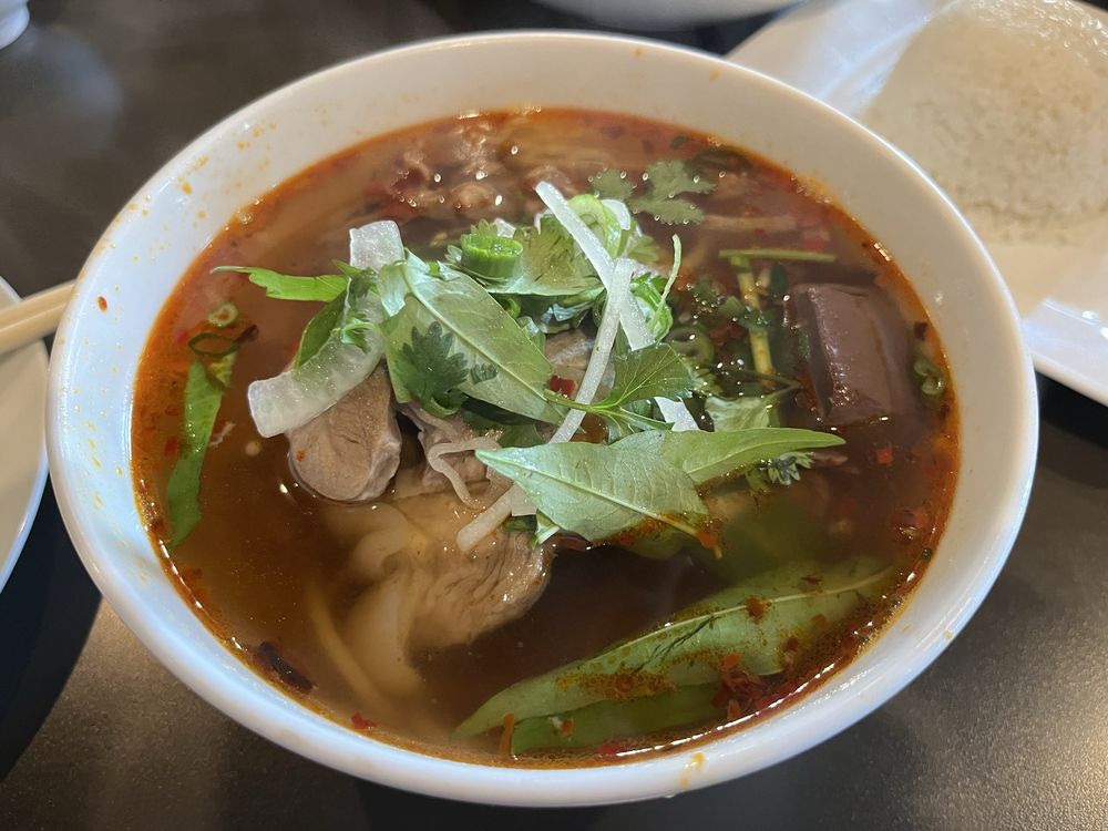 Bún Bò Huếq
