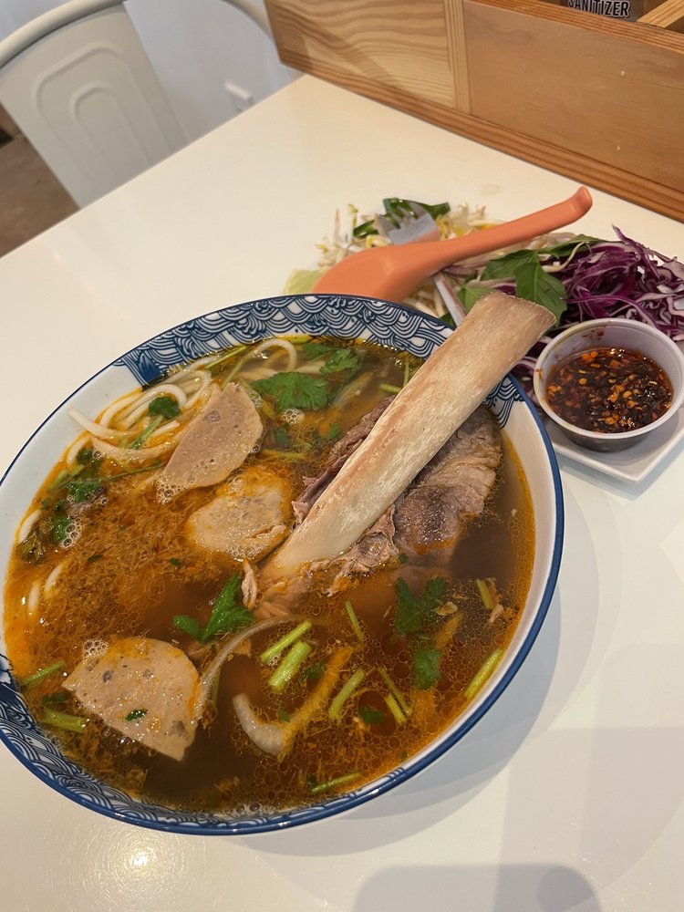 Bún Bò 