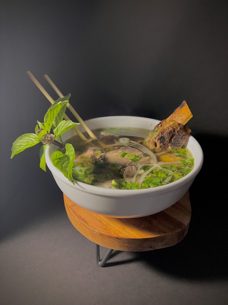 Phở Sườn Bò Tái