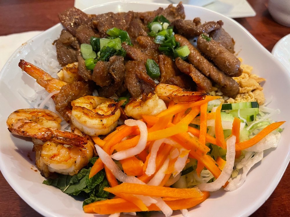 Bún Thịt Nướng Đặc Biệt