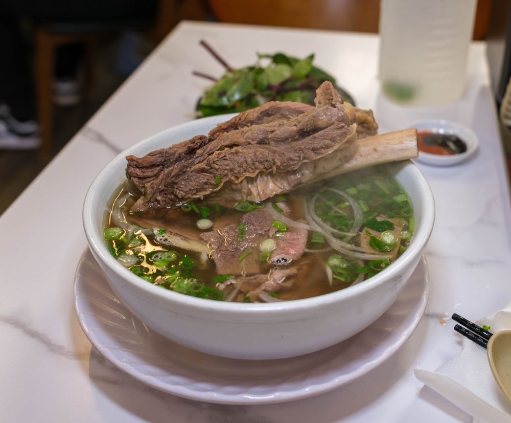 Phở Sườn Bò Đặc Biệt