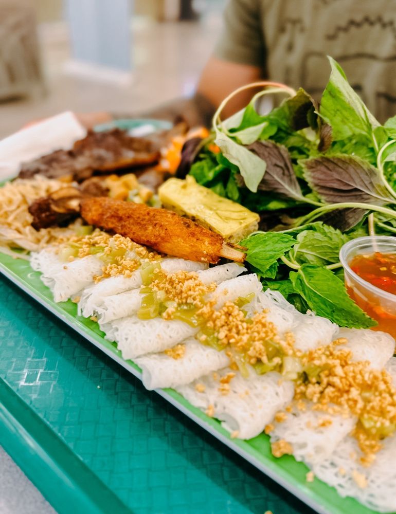 Bánh Hỏi Thịt Nướng Đặc Biệt