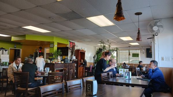 Koh Ruessei Restaurant