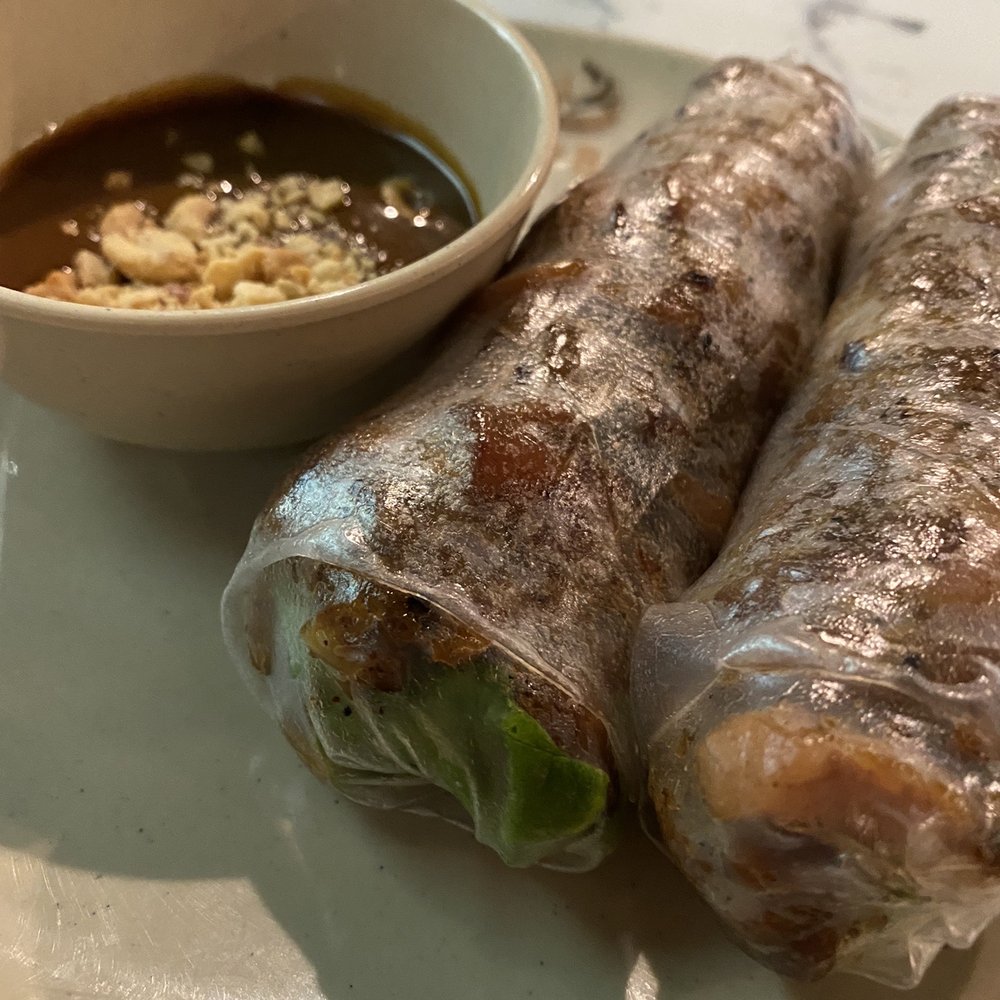 4\. Grilled Pork Spring Rolls (2 Pcs) / Gói Cuốn Thịt Nướng