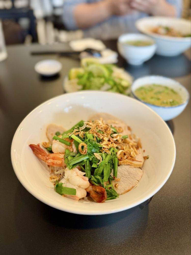 Thu Bakery & Restaurant