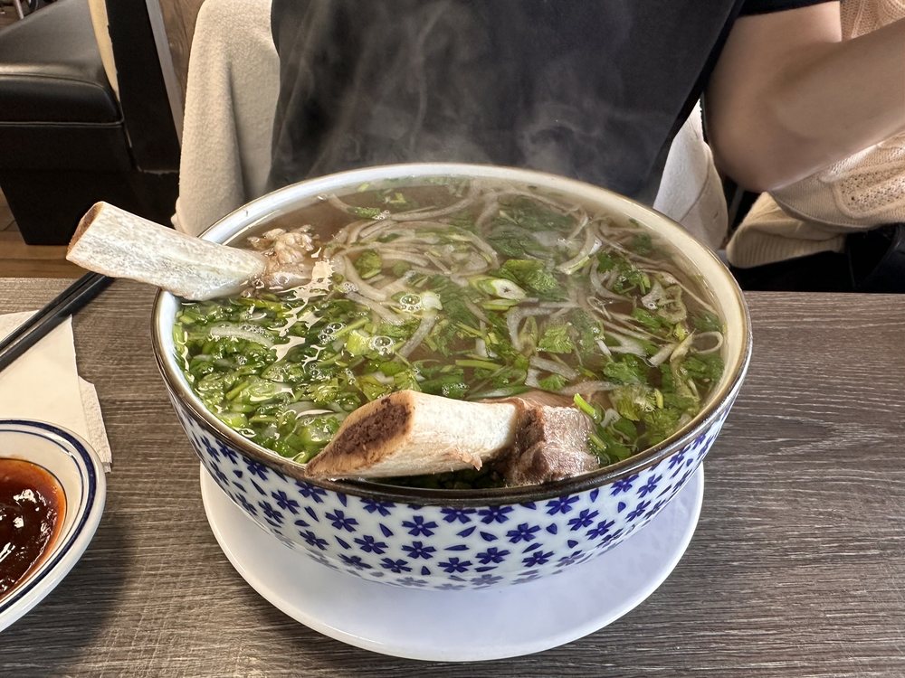 Pho Kuroushi