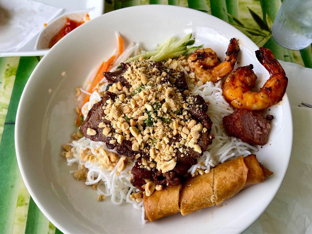 MamaMi Vietnamese Kitchen