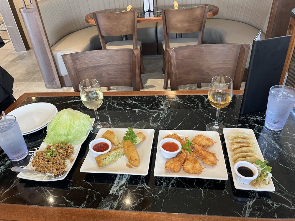 Liang's Bistro Asian Cuisine