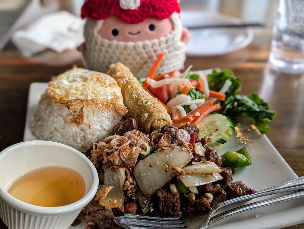 Lotus Pond Vietnamese Cuisine