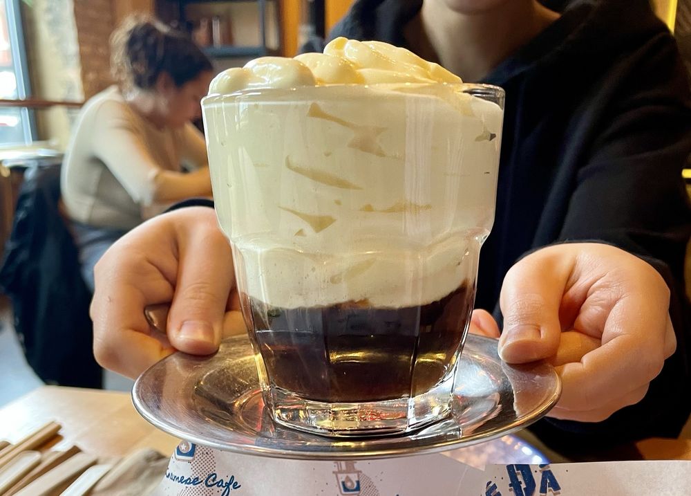 Cà Phê Dá - Dang Good Wings