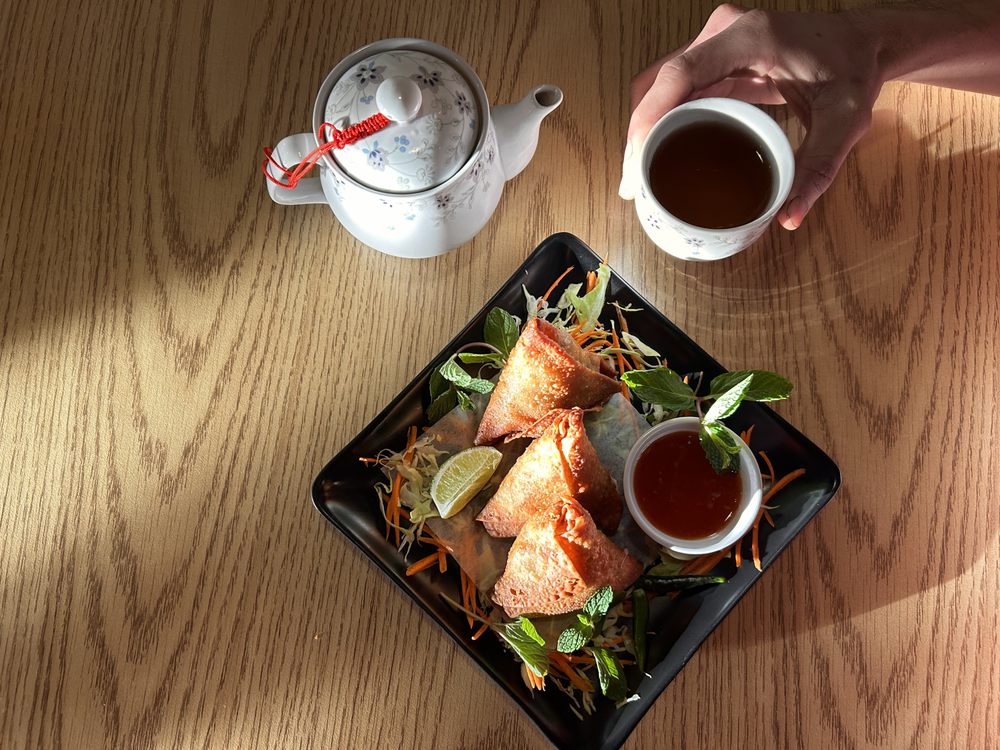 Royal Taw Win Thai & Burmese Restaurant