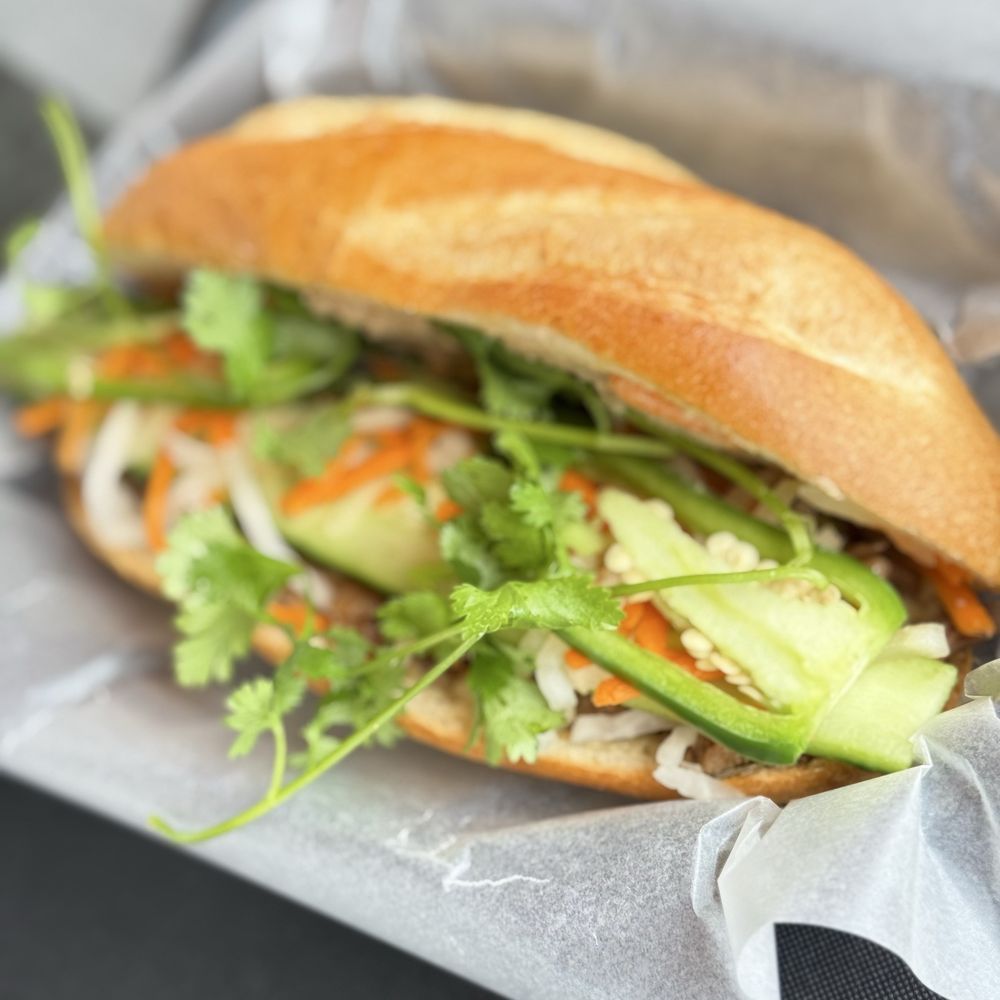 Banh Mi & U