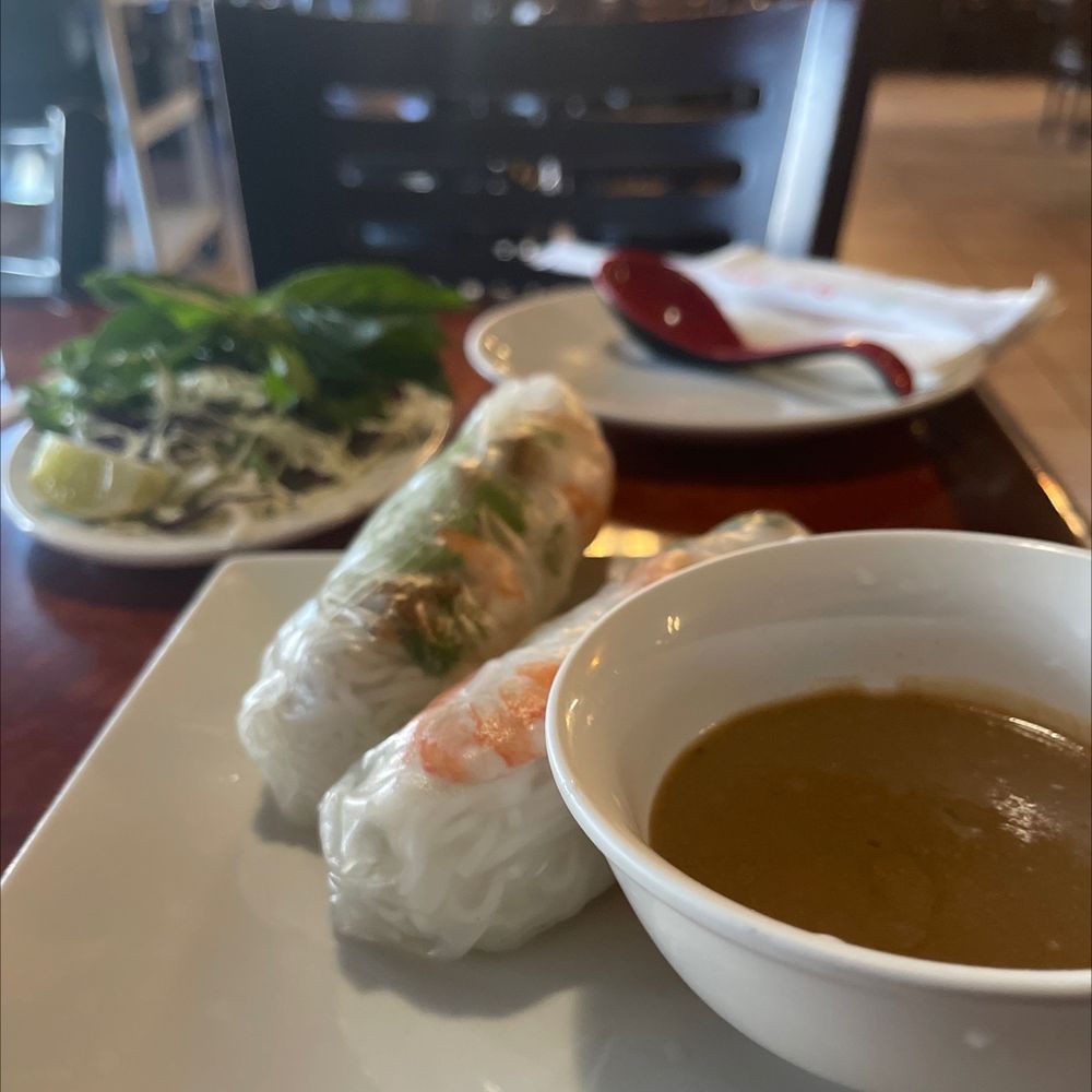 Pho Avina