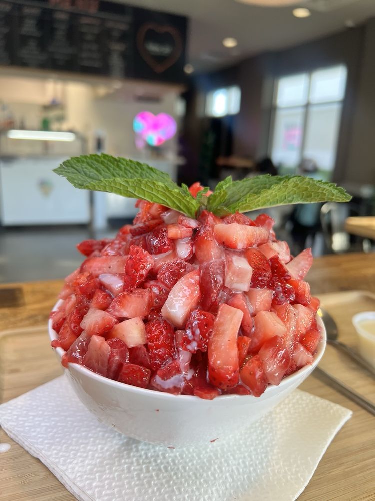 Nguyen’s Noodles & Tea