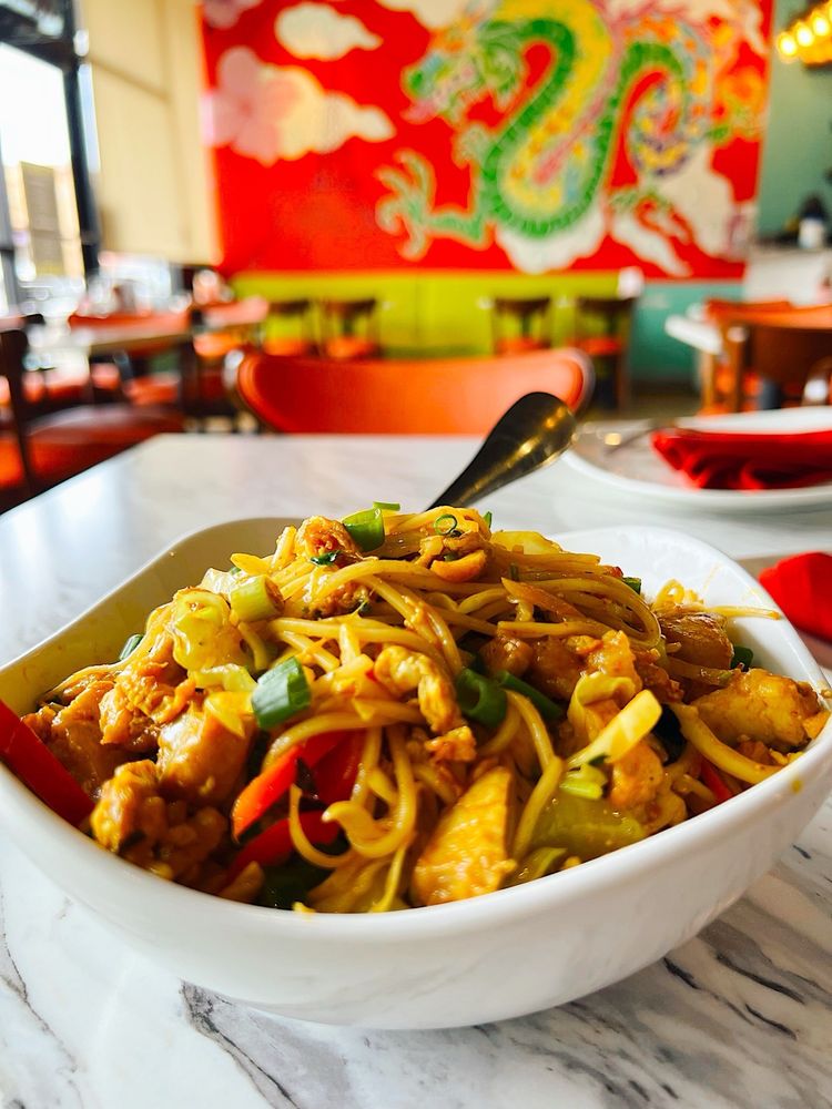 Sizzlin Stirfry Asian Bistro