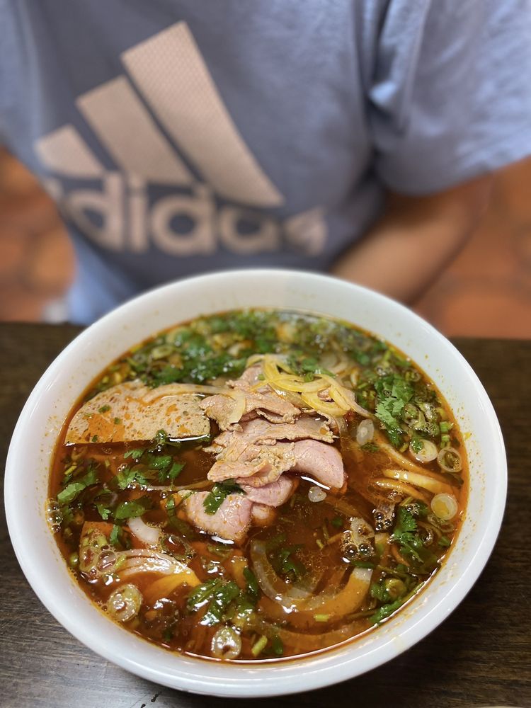 PHO by VINH Noodle House