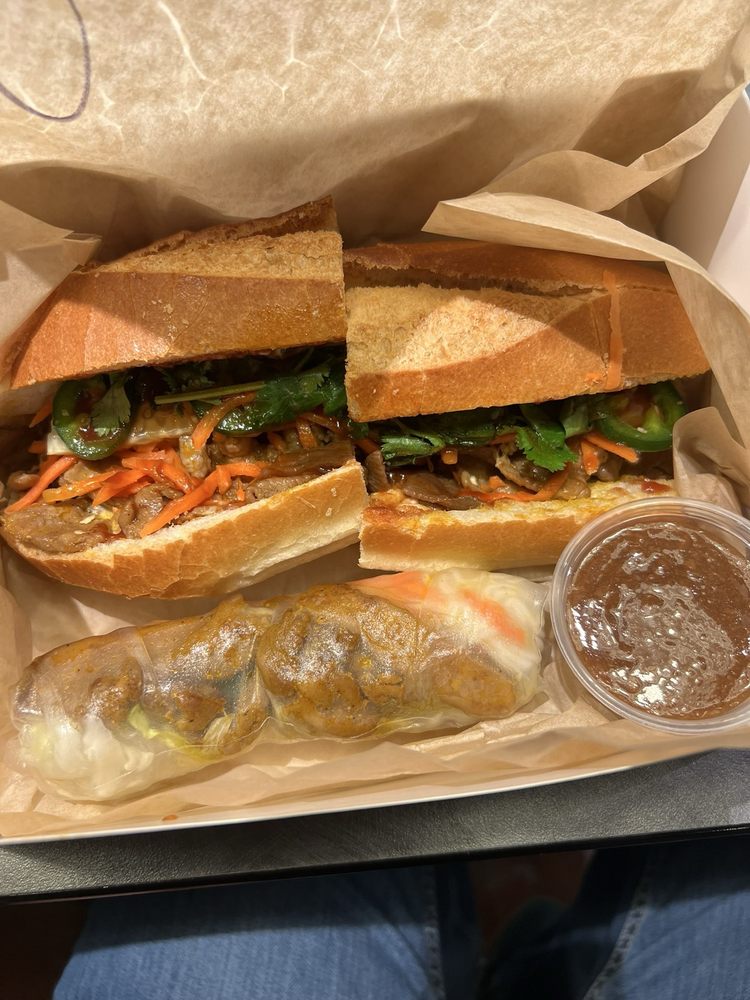 Savoure Vietnamese Eatery