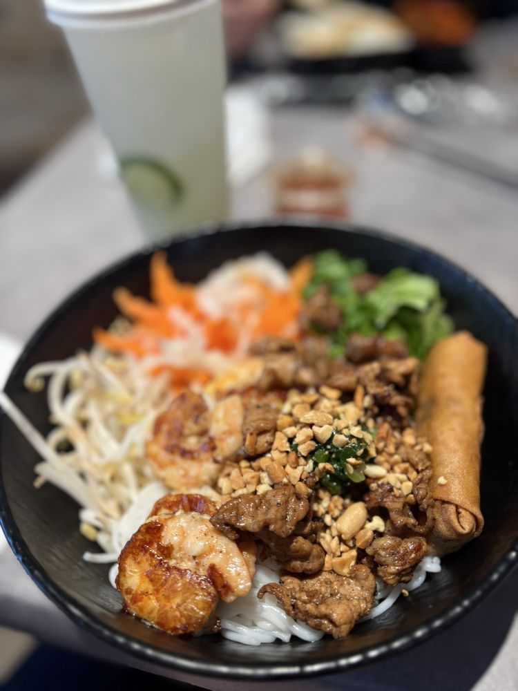 Novo Asian Food Hall