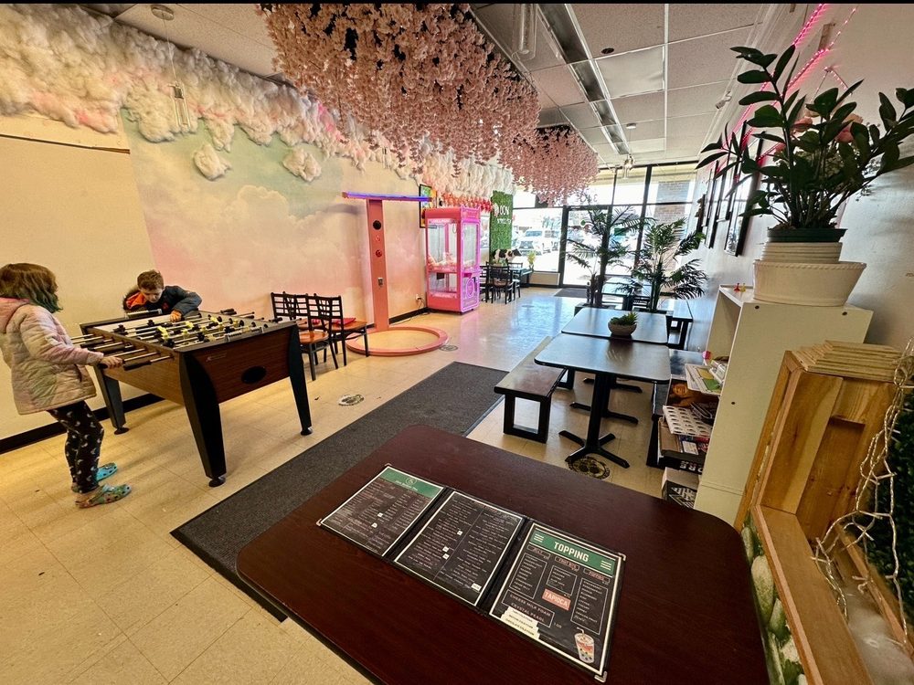 Cow Bubble Tea Cafe