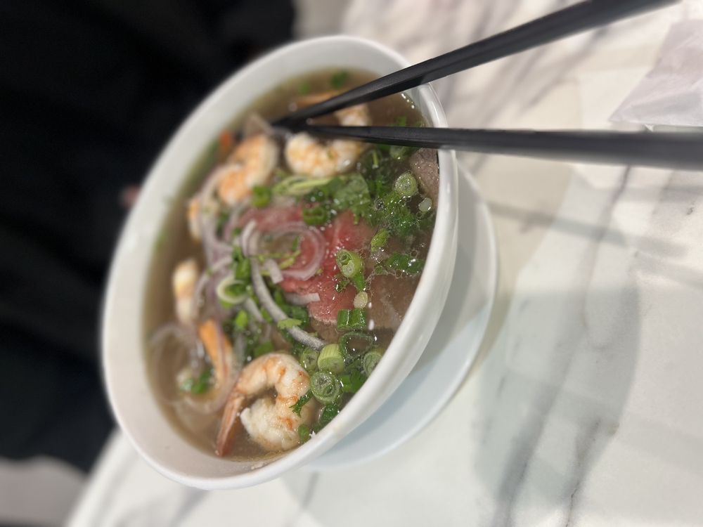 Pho Lien Hoa 3 - S Western