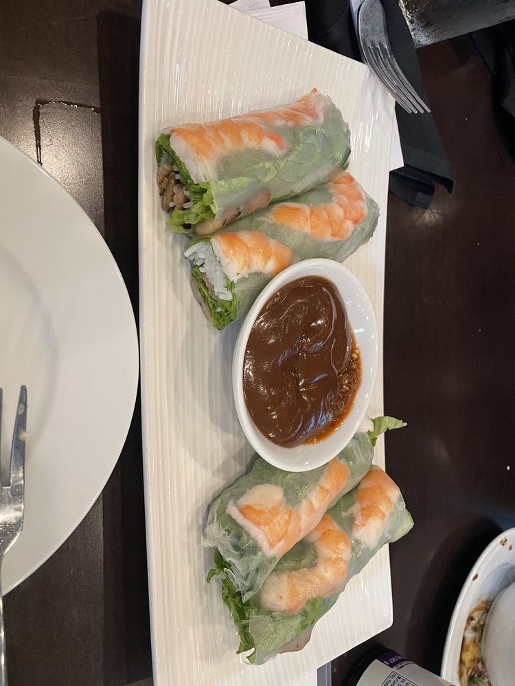 Shrimp Spring Rolls (2 pcs)