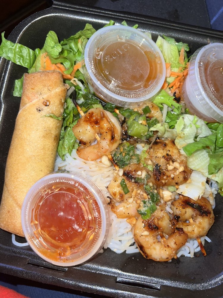 Lemongrass Beef Vermicelli Bowl