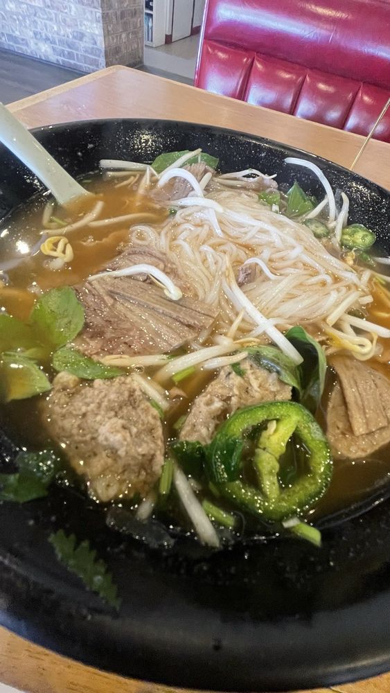 Beef Deluxe Pho