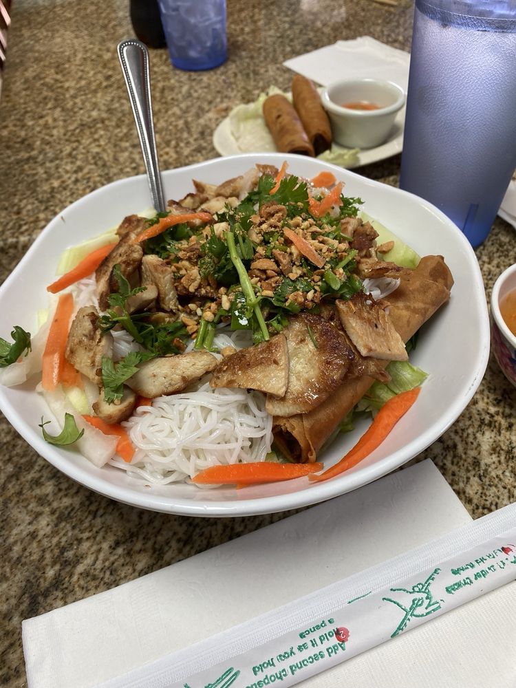 Grilled Beef and Egg Roll