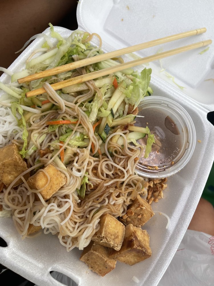 Shrimp and Fried Tofu Vermicelli