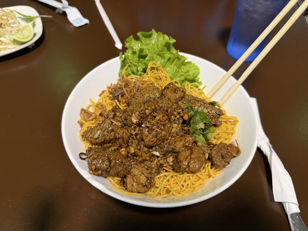 Shaken Beef Garlic Noodles