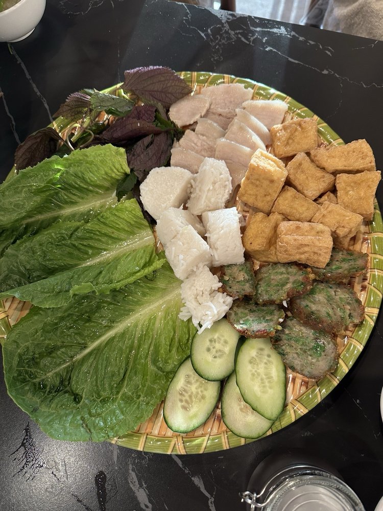 Bun Dau Mam Tom/vietnamese Special Vermicelli with Shrimp Paste