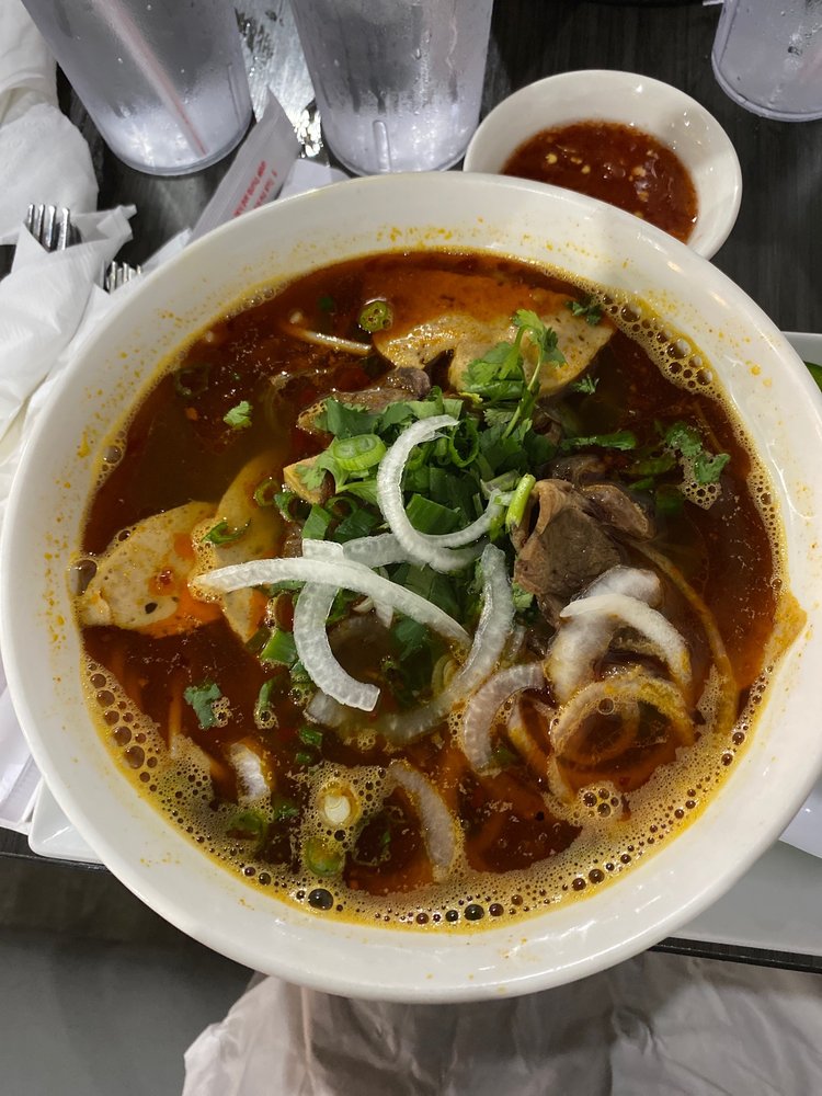 59. Spicy Beef Noodle Soup / Bun Bo Hue