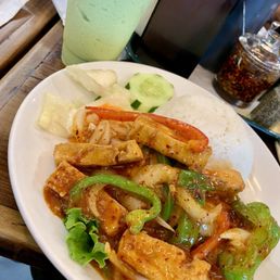 Stir Fried Flat Noodles