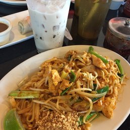 Drunken Noodle Pad Thai
