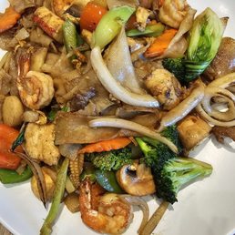 Stir Fried Flat Noodles