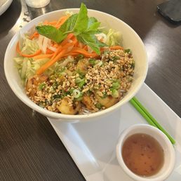 Grilled Shrimp Salad