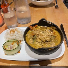 Panang Curry Bowl with Beef Tenderloin