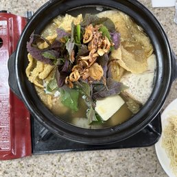 Grill 's Goat Hot Pot