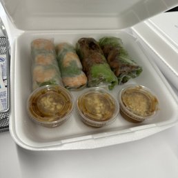 Specialty Grilled Spring Rolls / Goi Cuon Thit Nuong - 2ct