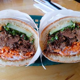 Brisket Banh Mi