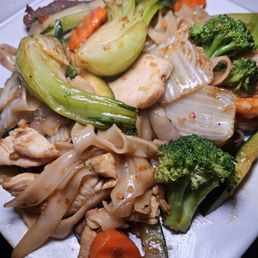 Pan-fried Vegetarian Rice Noodles
