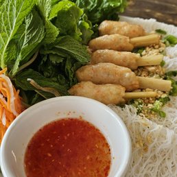 Minced Shrimp On Sugarcane / Banh Hoi Chao Tom