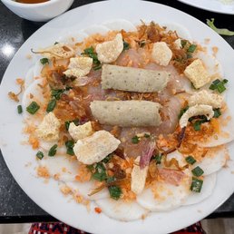 Banh Bot Loc