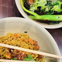 Roasted Duck Noodles