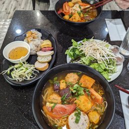 Bun Rieu