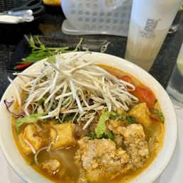 Bun Rieu