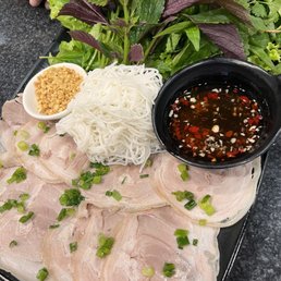 Thit Gio Heo Cuon Banh Trang