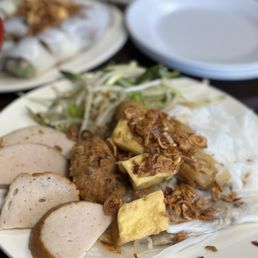 Combination Pork, Shrimp, & Plain Rice Sheet / Đặc Biệt Nhân Thịt, Nhân Tôm, Thành Tri