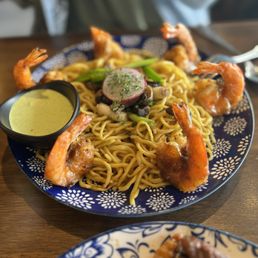 Cajun Tiger Prawn Garlic Noodles