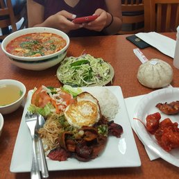 Com Tam Bi Cha Thit Nuong